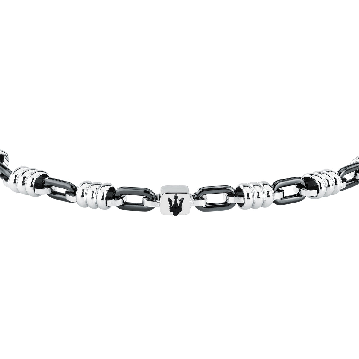 Dettaglio maglie e targhetta centrale del bracciale Maserati Ceramic JM426ATZ92