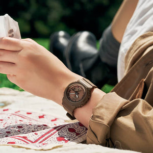 Orologio Casio G-Shock GMA-P2110B-5AER donna-2b Gioielli